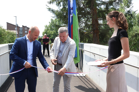 OTVORITEV MOSTU 29 FOTO LJUBO VUKELIČ
